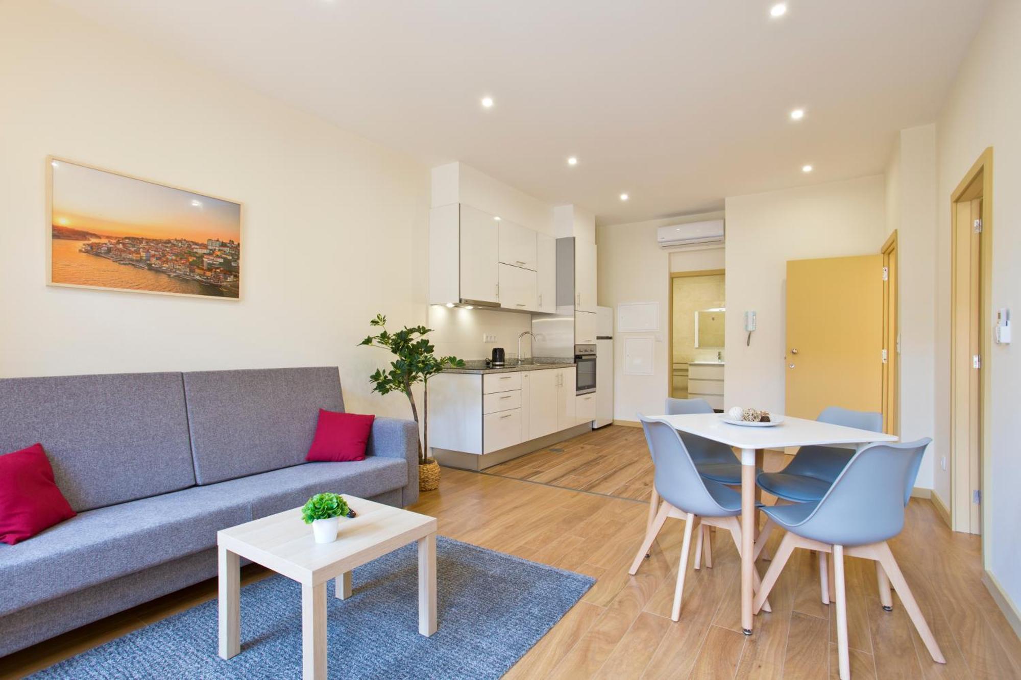 Aposentus - Cs Trindade Apartamento